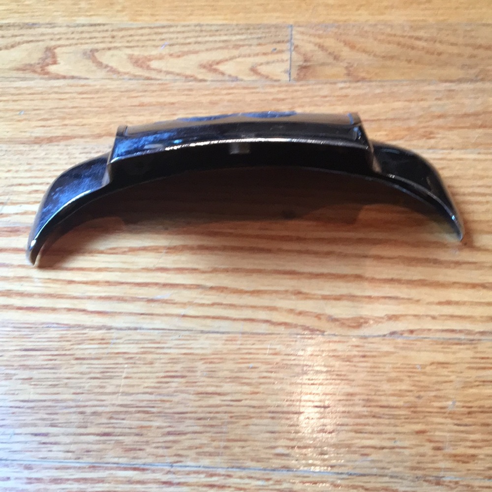 Front Fender Trim - Picture 4 of 8